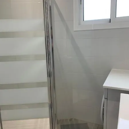 Con Encanto Y Piscina