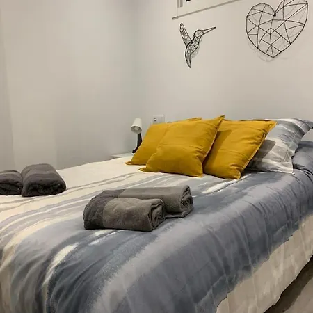 Con Encanto Y Piscina *