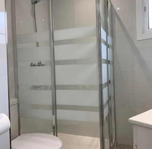 Con Encanto Y Piscina