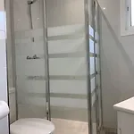 Con Encanto Y Piscina